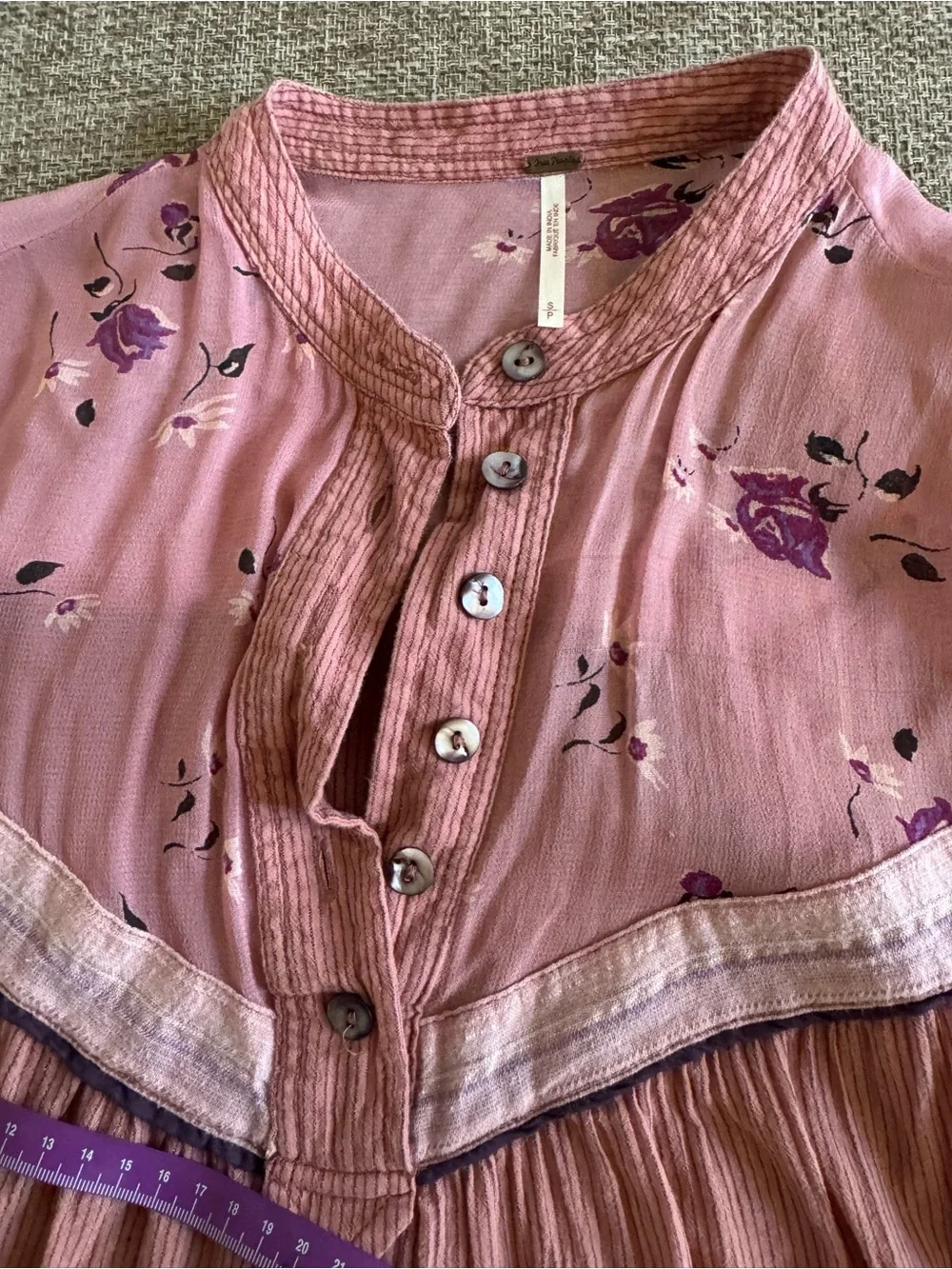 Free People Mauve Embroidered V-Neck Boho Tunic